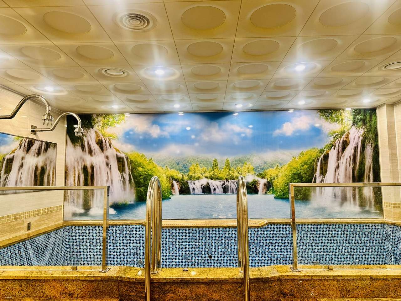 HEALING WORLD 2 district – jacuzzi